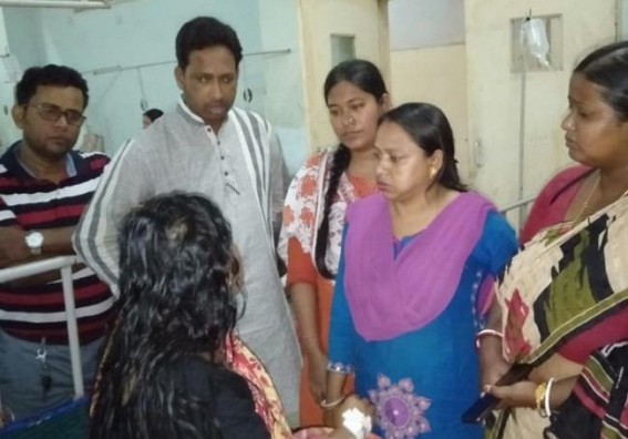Barbaric torture on 52 yrs old Woman : DYFI members met victim, gave financial support Barbaric torture on 52 yrs old Woman : DYFI members met victim, gave financial support